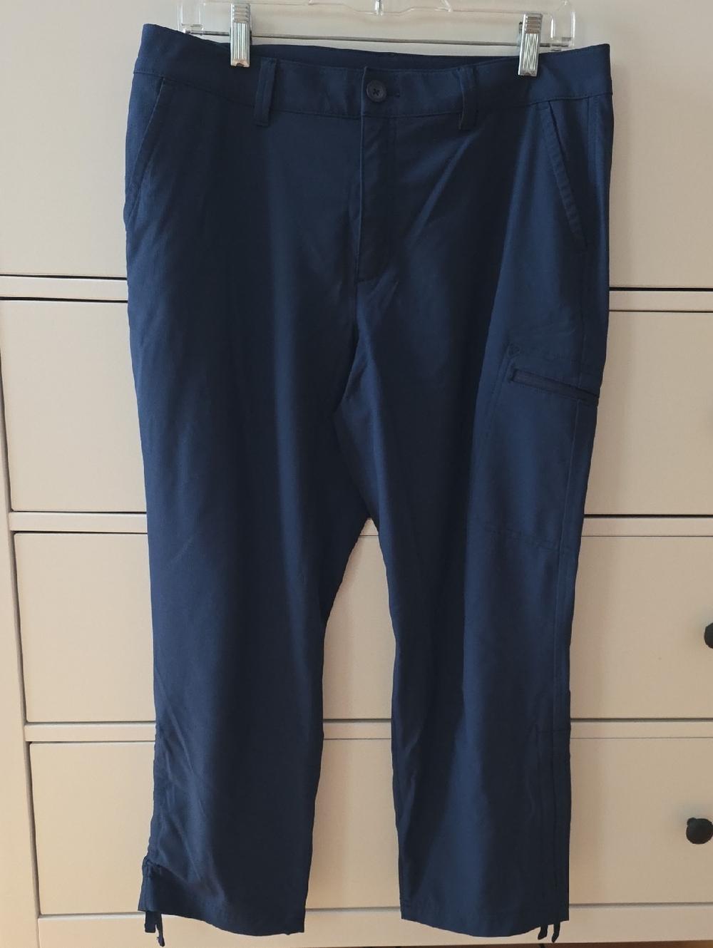 Eddie Bauer Navy Cargo Capris